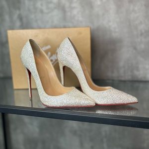 So Kate  Pointed-Toe Red Sole Pump